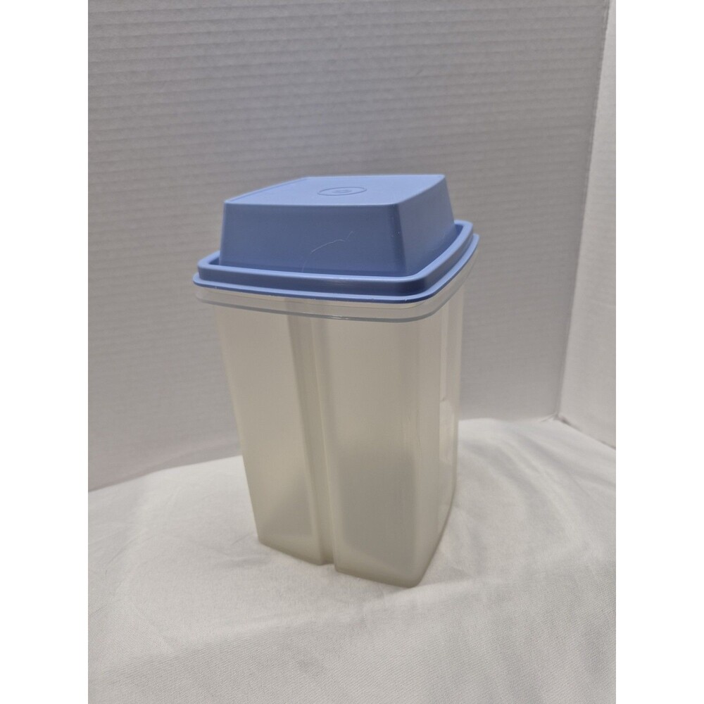 Tupperware PICK A DELI Pickles, Keeper Pull Out Strainer Light Blue Vintage EC